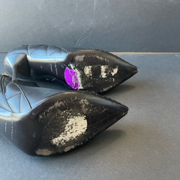 Burberry ladies ancle bots. Size 41. Black - Picture 10 of 14